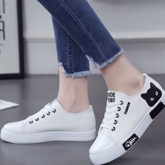 Women Sneakers Flat Cartoon Canvas Lace Up Casual - Picture 5 of 5